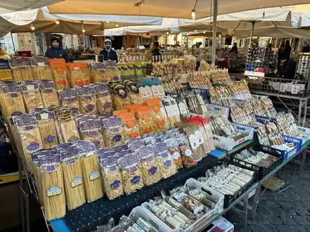Die Vielfalt italienischer Pasta ist fast unüberschaubar.  - Foto: Robert Messer/dpa