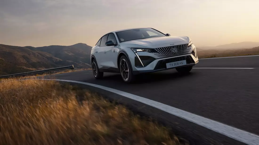 Ab sofort bestellbar: neuer PEUGEOT E-408 - Bild: presseportal.de