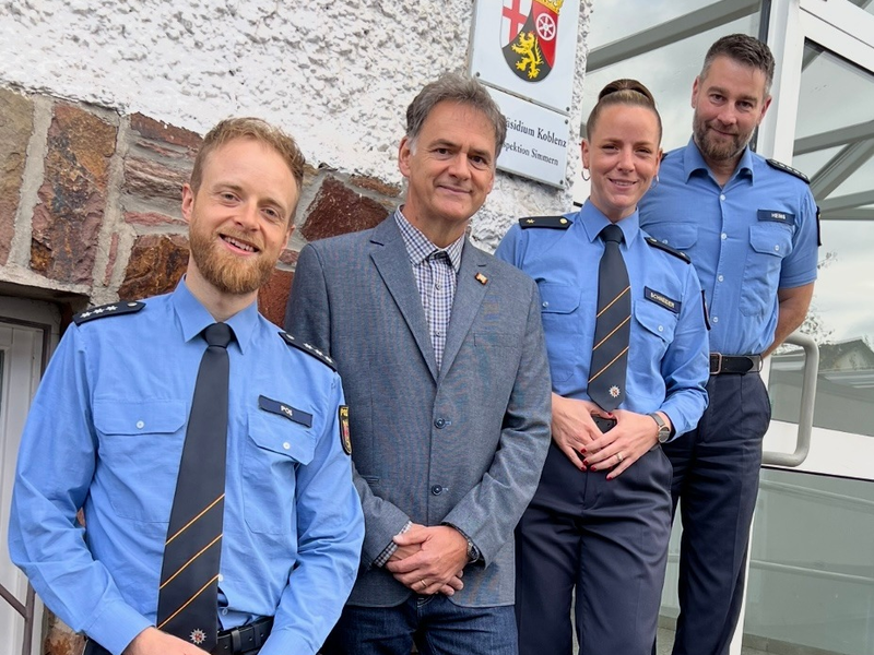 POL-PPKO: Polizeiinspektion Simmern mit neuem Leitungsteam - EKHK Gebhard Petry in den Ruhestand verabschiedet - Foto: presseportal.de