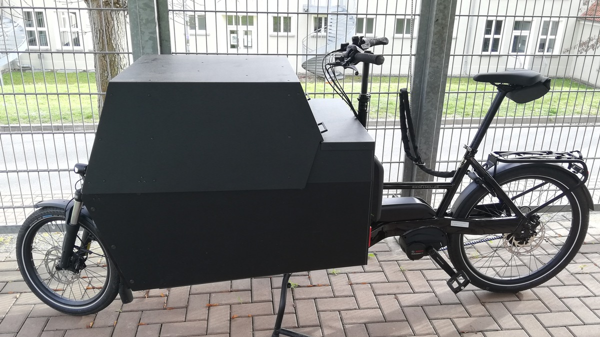 LPI-NDH: Lastenfahrrad gestohlen - Wer kann Hinweise geben? - Foto: presseportal.de