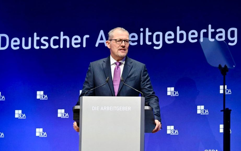 Deutschland kann das, wenn wir mit einer modernen Standortpolitik den wirtschaftlichen Riesen Deutschland wieder entfesseln, sagt Arbeitgeberpräsident Dulger auf dem Deutschen Arbeitgebertag 2024 - Foto: presseportal.de