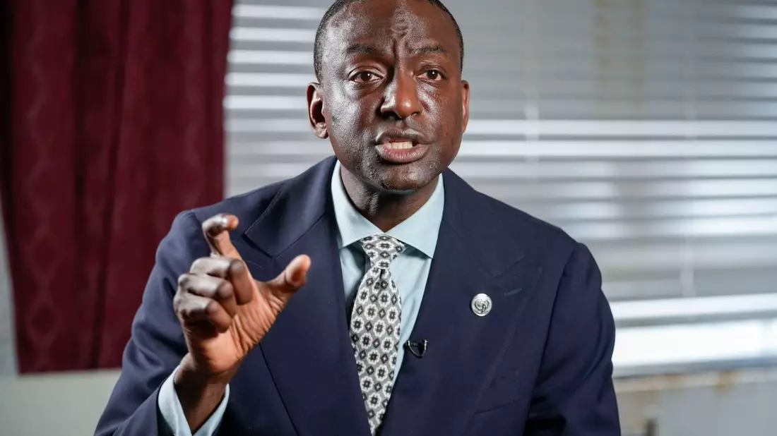 Das New Yorker Stadtratsmitglied Yusef Salaam gehört zu den entlasteten Fünf und verklagt Donald Trump wegen Verleumdung. (Archivbild) - Bild: Mary Altaffer/AP/dpa