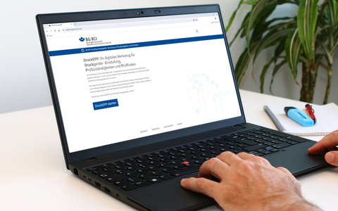 Ob Feuerlöscher oder Industrieanlage: Immer auf den richtigen Druck achten! / Webanwendung der BG RCI hilft bei der Überwachung von Druckgeräten - Foto: presseportal.de