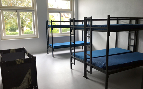 Die Schweiz hatte sich auf mehr AsylantrÀge eingestellt (Archivbild) - Foto: Christiane Oelrich/dpa Die Schweiz hatte sich auf mehr AsylantrÀge eingestellt (Archivbild) - Foto: Christiane Oelrich/dpa