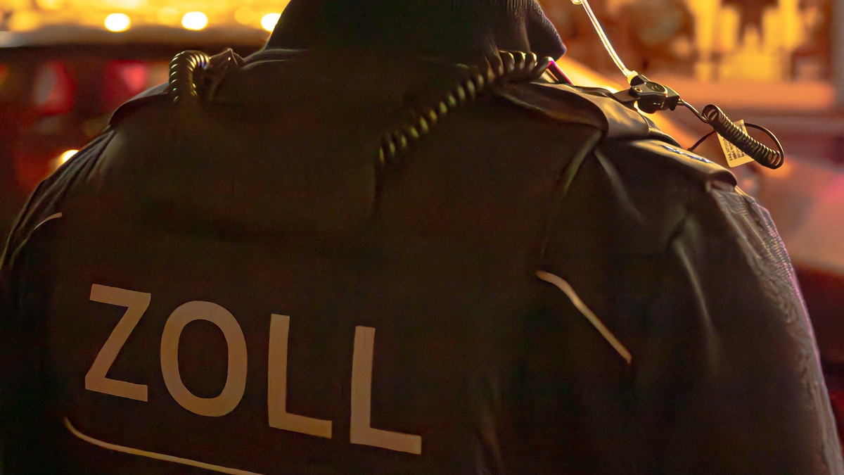 HZA-OL: ZOLL prüft Einhaltung des Mindestlohns - Foto: presseportal.de