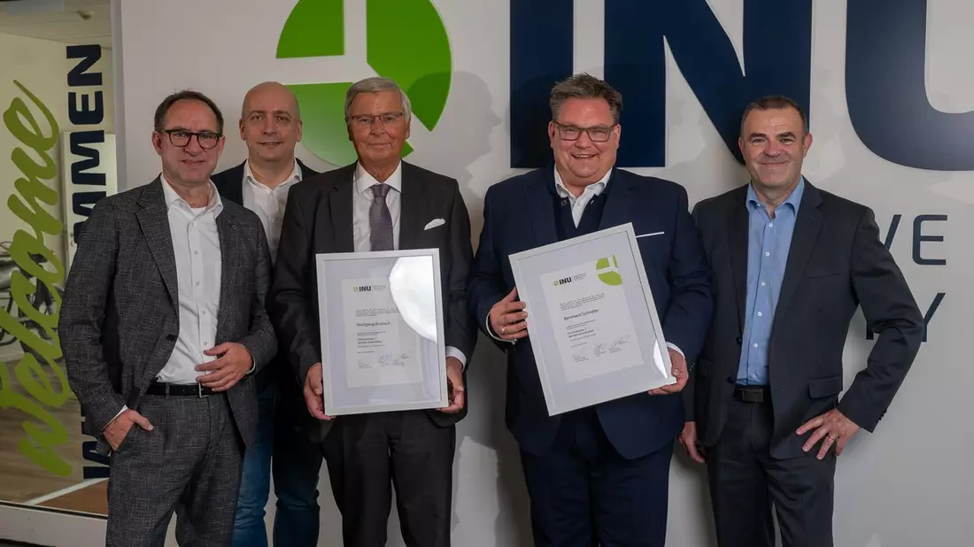 Bernhard Schindler wird Ehrensenator der INU - Innovative University / Verdienste um Know-how-Transfer, neue Arbeitszeitmodelle und innovative Bildungsangebote gewürdigt - Bild: presseportal.de