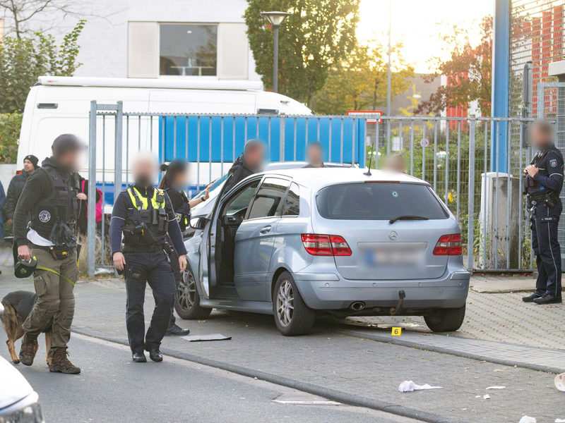 Nach den Schüssen auf einen 32-Jährigen in Köln gehen die Ermittler von einem Zusammenhang mit dem Rocker-Milieu aus. - Foto: Benjamin Westhoff/dpa