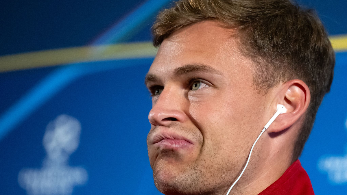 Bayern-Trainer Vincent Kompany: Kein Risiko beim Musiala-Comeback. - Foto: Sven Hoppe/dpa