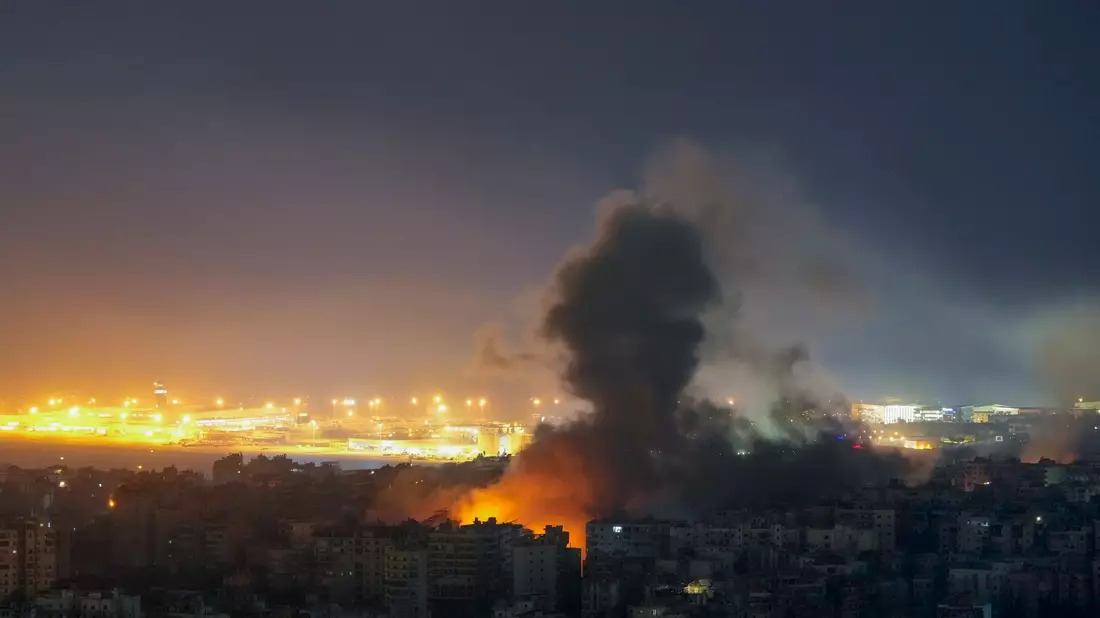 Israel geht im Libanon weiter militärisch gegen die Hisbollah vor. - Bild: Hassan Ammar/AP