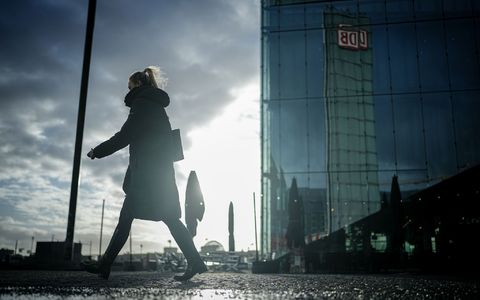 Die Bahn schließt ihre Coworking-Arbeitsplätze an mehreren Bahnhöfen. (Archivbild) - Foto: Kay Nietfeld/dpa