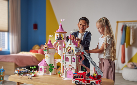 Grenzenlose Fantasie: Playmobil präsentiert sich mit neuer Dachmarkenkampagne 2024 - Foto: presseportal.de
