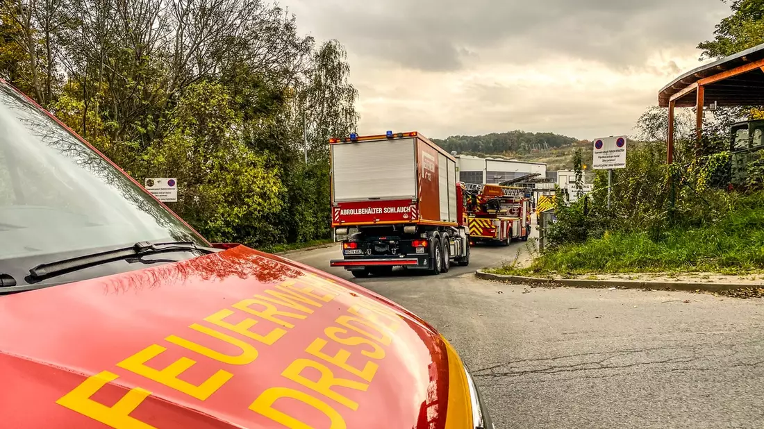 FW Dresden: Informationen zum Einsatzgeschehen von Feuerwehr und Rettungsdienst in der Landeshauptstadt Dresden vom 22. Oktober 2024 - Bild: presseportal.de