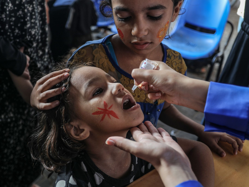 Bombardierungen und Vertreibungen stoppen die Polio-Impfkampagne. (Archivbild) - Foto: Abed Rahim Khatib/dpa