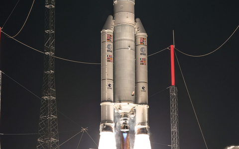 Die Gründe für den Verlust des Intelsat-Satelliten 33e sind unklar (Archivbild) - Foto: picture alliance / dpa