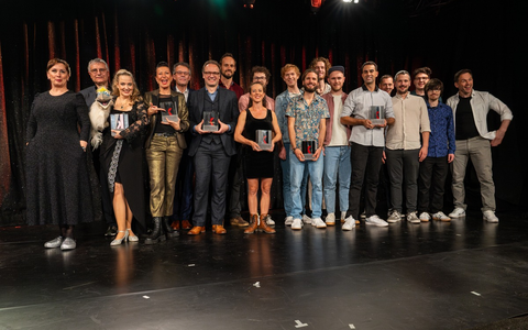 Kleinkunstpreis Baden-WĂĽrttemberg 2024 verliehen: Der Ehrenpreis des Landes geht an Comedienne Patrizia Moresco - Foto: presseportal.de Kleinkunstpreis Baden-WĂĽrttemberg 2024 verliehen: Der Ehrenpreis des Landes geht an Comedienne Patrizia Moresco - Foto: presseportal.de