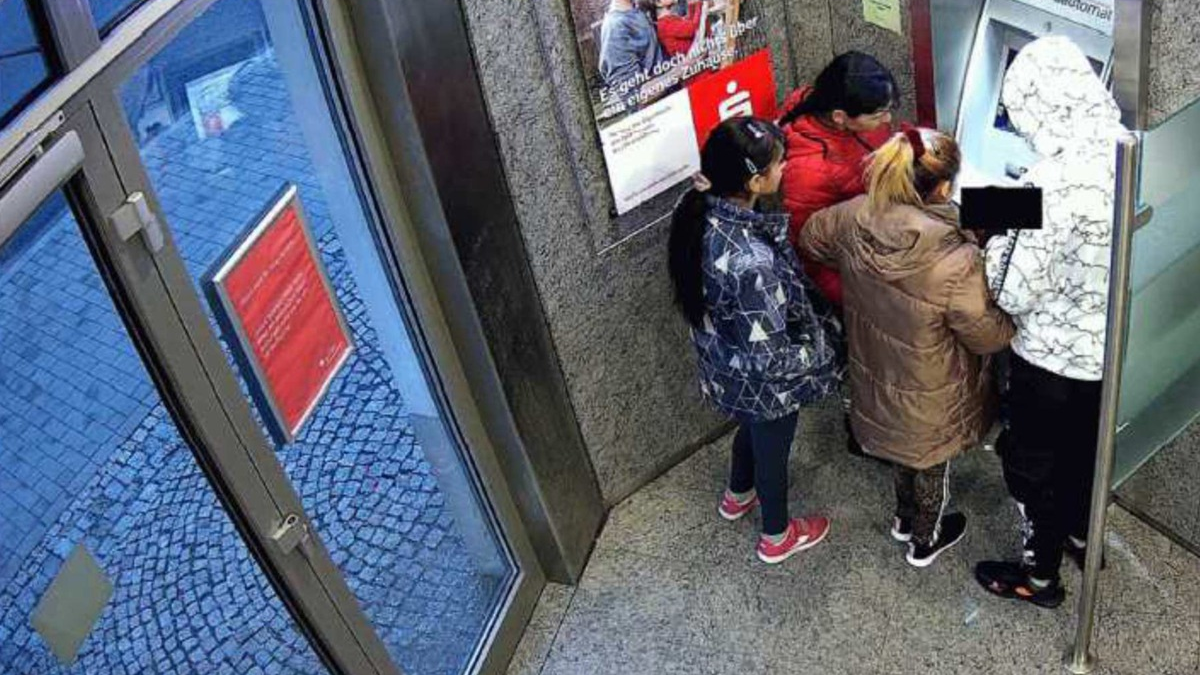 LPI-EF: Öffentlichkeitsfahndung der Kripo Erfurt - Foto: presseportal.de