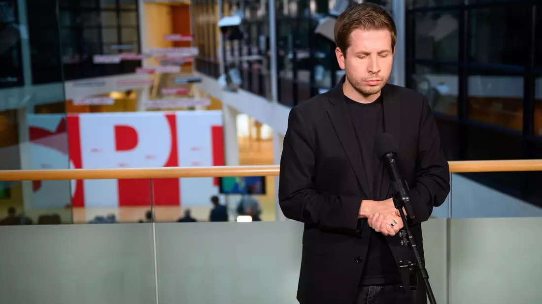 Kevin Kühnert trat - für viele Außenstehende überraschend - als SPD-Generalsekretär zurück. (Archivbild) - Bild: Bernd von Jutrczenka/dpa