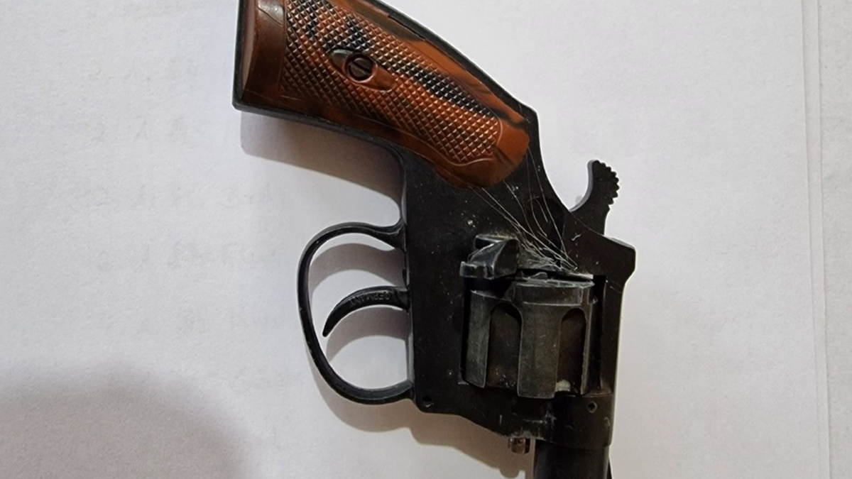 POL-OS: Callcenterbetrug/Falsche Polizeibeamte: Ermittlern gelingt Schlag gegen mutmaßliche Abholerzelle - Mehrere Festnahmen und Taten in Niedersachsen - Foto: presseportal.de