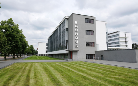 Die AfD-Fraktion in Sachsen-Anhalt spricht im Kontext des Bauhauses von einem «Irrweg». (Archivbild) - Foto: Sebastian Willnow/dpa-Zentralbild/dpa