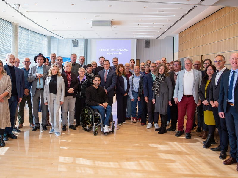 12. MDR-Spitzentreffen mit Behindertenverbänden: MDR baut barrierefreie Angebote im Digitalen aus – Verbände fordern auskömmliche Finanzierung des öffentlich-rechtlichen Rundfunks - Foto: presseportal.de