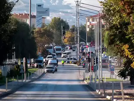 Die Türkei reagiert auf den Anschlag mit Luftangriffen im Nordirak und in Syrien.  - Foto: Uncredited/IHA/AP/dpa