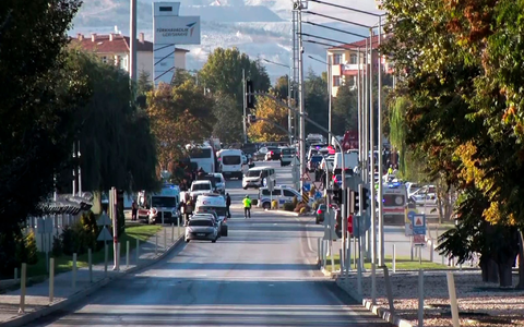 Die Türkei reagiert auf den Anschlag mit Luftangriffen im Nordirak und in Syrien.  - Foto: Uncredited/IHA/AP/dpa
