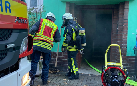FW-EN: Zwei Verletzte nach Kellerbrand in Hattingen - Foto: presseportal.de