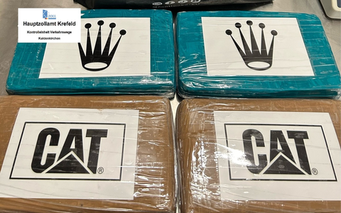 HZA-KR: Krefelder Zoll stoppt Drogenschmuggler mit 4 Kilogramm Kokain auf der Autobahn 61 - Foto: presseportal.de