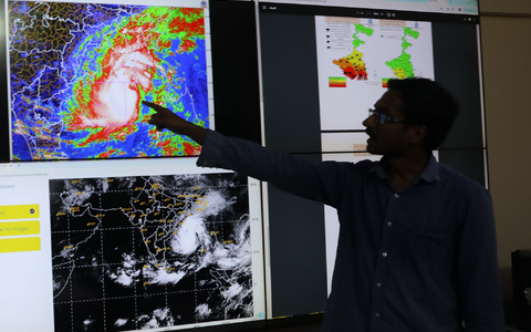 Der Tropensturm soll Windgeschwindigkeiten von bis zu 110 Kilometern pro Stunde erreichen. - Foto: Rupak De Chowdhuri/ZUMA Press Wire/dpa
