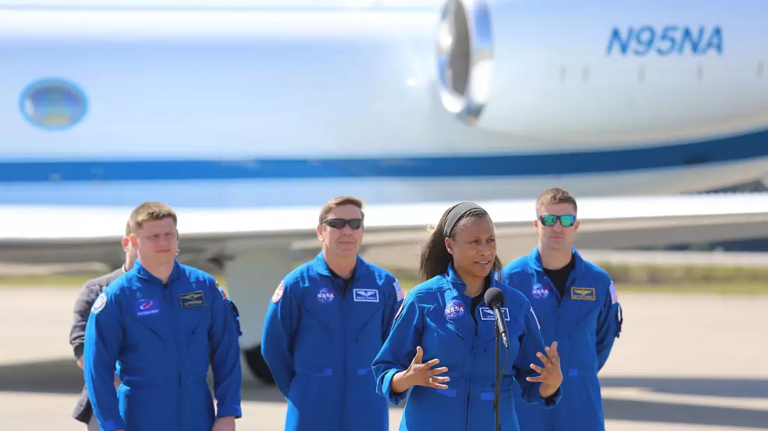 Der russische Kosmonaut Alexander Grebenkin und die Nasa-Astronauten Michael Barratt, Jeanette Epps, sowie Matthew Dominick sind nach Monaten im All auf der Erde zurück. Hier ein Bild vor ihrem Abflug. (Archivbild) - Bild: Richard Tribou/TNS via ZUMA Press Wire/dpa