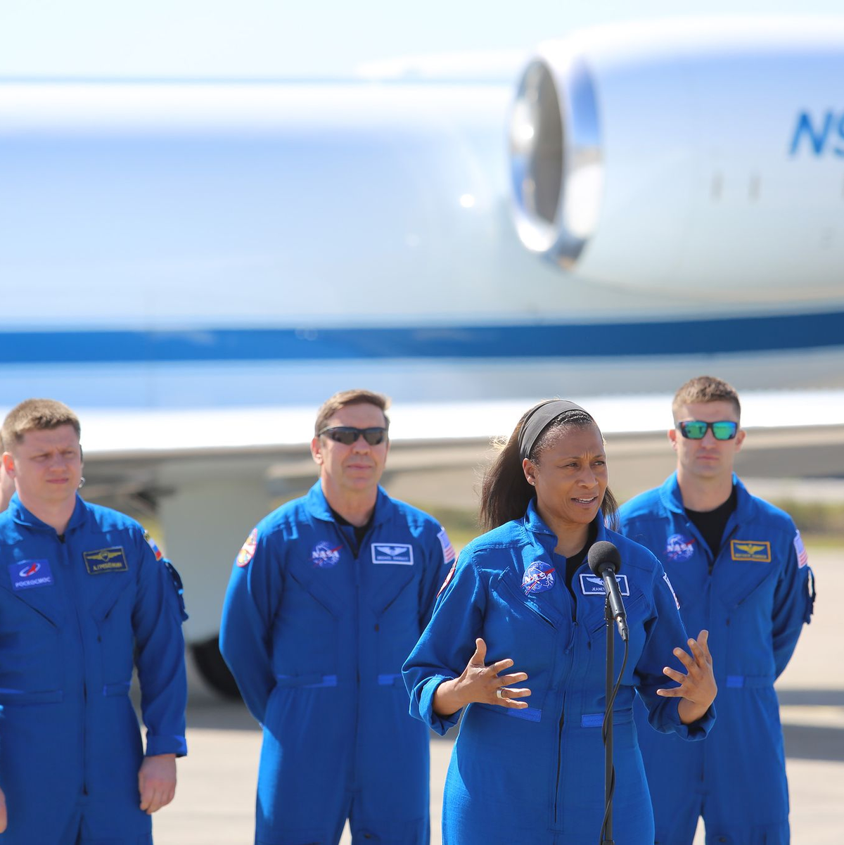Der russische Kosmonaut Alexander Grebenkin und die Nasa-Astronauten Michael Barratt, Jeanette Epps, sowie Matthew Dominick sind nach Monaten im All auf der Erde zurück. Hier ein Bild vor ihrem Abflug. (Archivbild) - Foto: Richard Tribou/TNS via ZUMA Press Wire/dpa