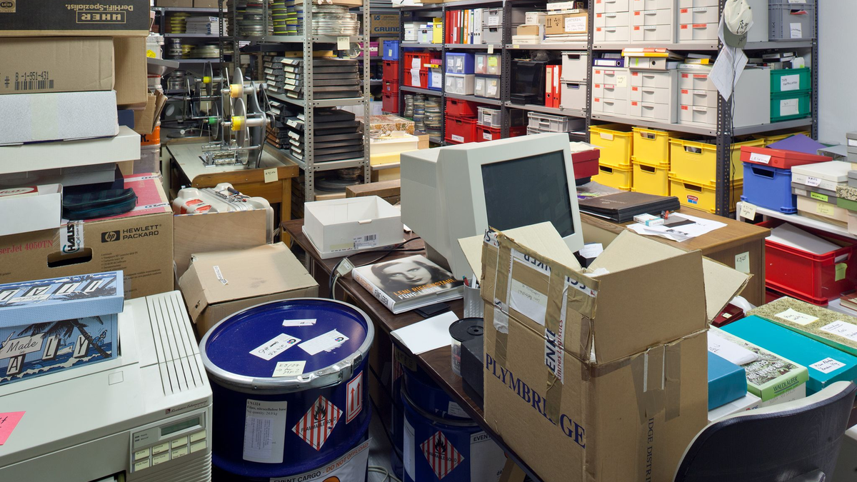 700 Kisten gingen aus Leni Riefenstahls Nachlass 2018 als Geschenk an die Stiftung Preußischer Kulturbesitz (Handout). - Foto: Wilfried Petzi/Kunstbibliothek der Staatlichen Museen zu Berlin/dpa