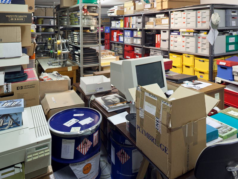 700 Kisten gingen aus Leni Riefenstahls Nachlass 2018 als Geschenk an die Stiftung Preußischer Kulturbesitz (Handout). - Foto: Wilfried Petzi/Kunstbibliothek der Staatlichen Museen zu Berlin/dpa