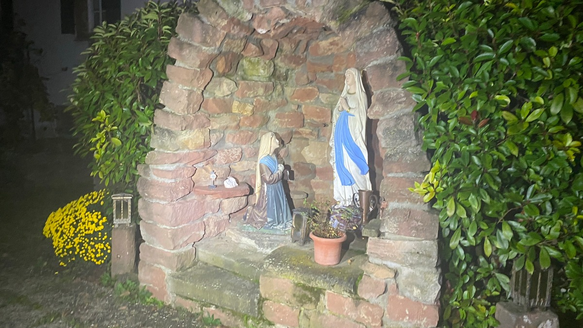 POL-PDLD: Vandalismus an Heiligenfiguren - Foto: presseportal.de