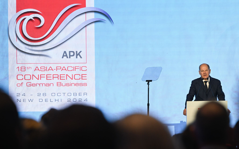 Scholz geht es auch um eine engere Kooperation mit Indien im militärischen Bereich. - Foto: Sebastian Christoph Gollnow/dpa