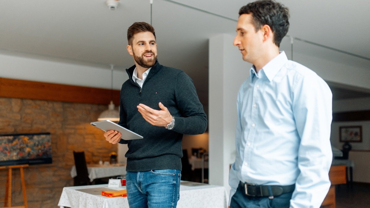 Weniger Zeitarbeiter trotz anhaltendem Fachkräftemangel? Personalexperte analysiert die Personallage in der Pflege - und verrät, wie Pflegebetriebe darauf reagieren sollten - Foto: presseportal.de