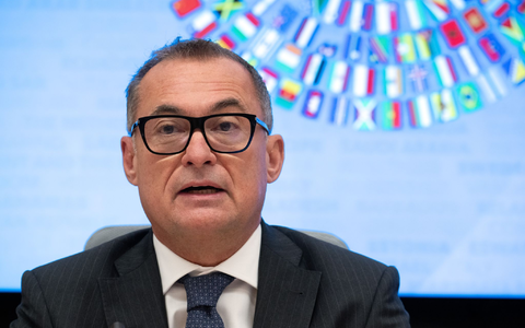 Der Bundesbankchef plädiert für Umsicht bei kommenden Zinssenkungen.  - Foto: Soeren Stache/dpa