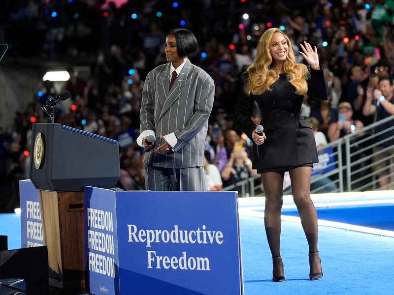 Harris kämpft in Texas um Stimmen - Foto: Susan Walsh/AP/dpa