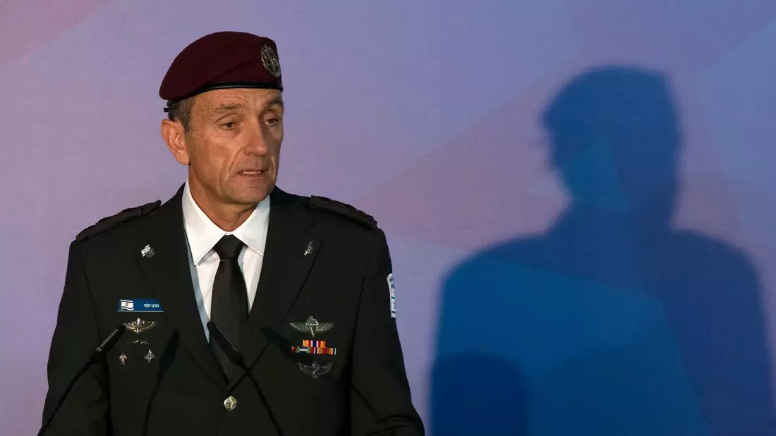 Israels Generalstabschef Herzi Halevi im Archivbild. - Bild: Maya Alleruzzo/AP/dpa