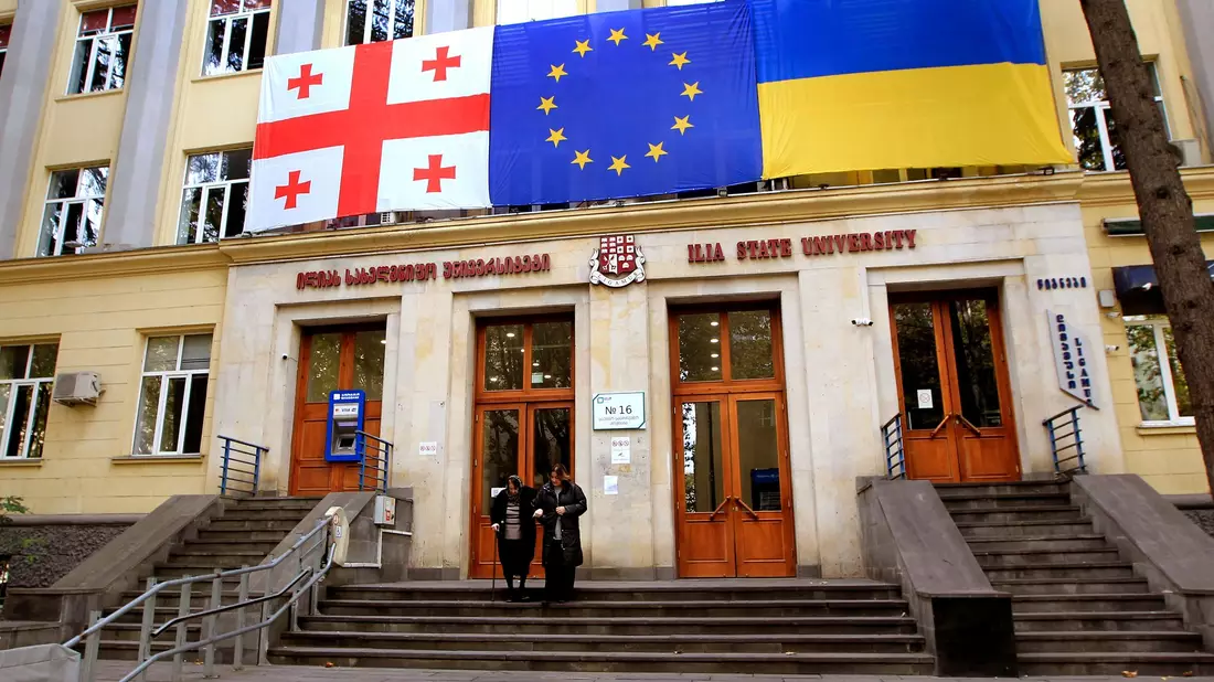 Die prowestliche Präsidentin Salome Surabischwili will die Opposition einen und das Land in Richtung EU führen. - Bild: Shakh Aivazov/AP/dpa