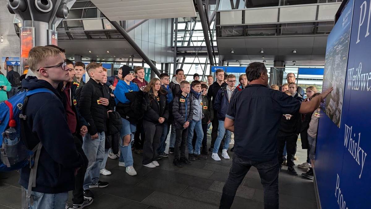FW-AR: Erfolgreiche Städtetour der Jugendfeuerwehr Arnsberg 2024 nach Leipzig - Foto: presseportal.de