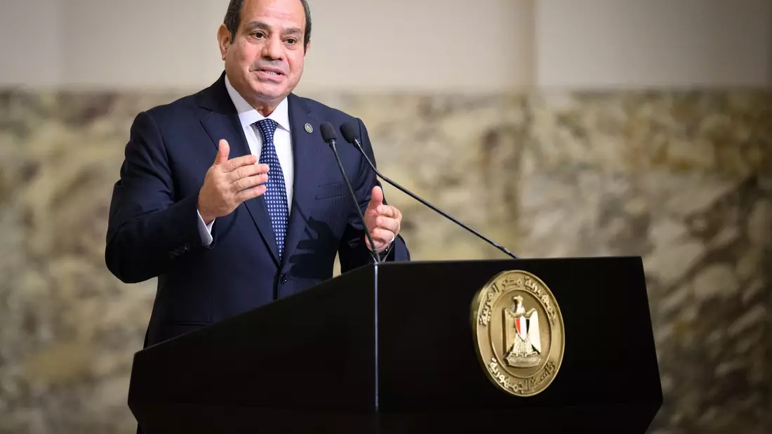 Ägyptens Präsident will Schwung in die stockenden Verhandlungen über einen Gaza-Deal bringen.  - Bild: Bernd von Jutrczenka/dpa