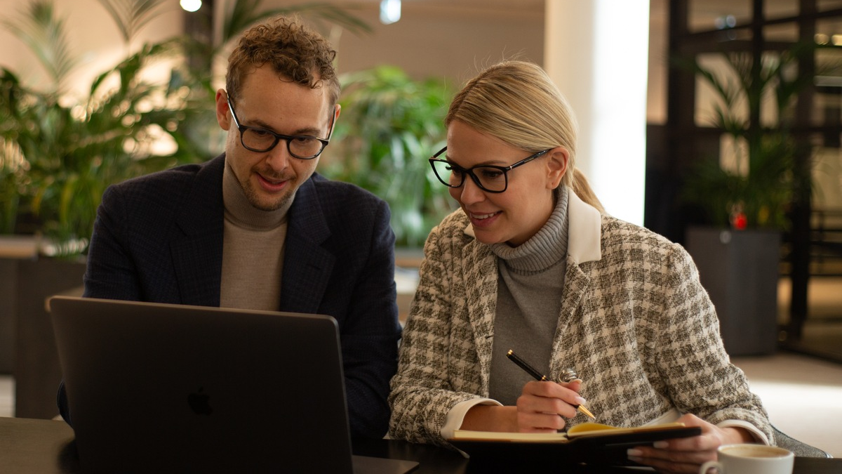 Fallstricke für Onlineshops - Experte verrät, welche 5 Aspekte sich negativ auf die Verkaufszahlen von Onlineshops in der Beauty-Branche auswirken - Foto: presseportal.de