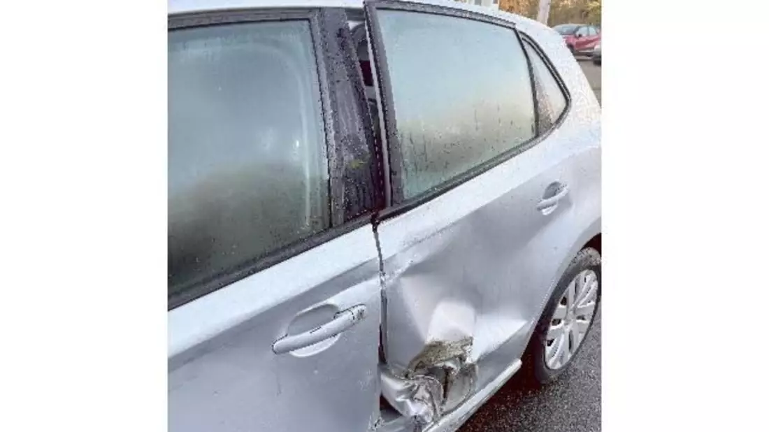 POL-CUX: Verkehrsunfallflucht in der Nordfeldstraße in Cuxhaven - Zeugenaufruf (Lichtbild in der Anlage) - Bild: presseportal.de