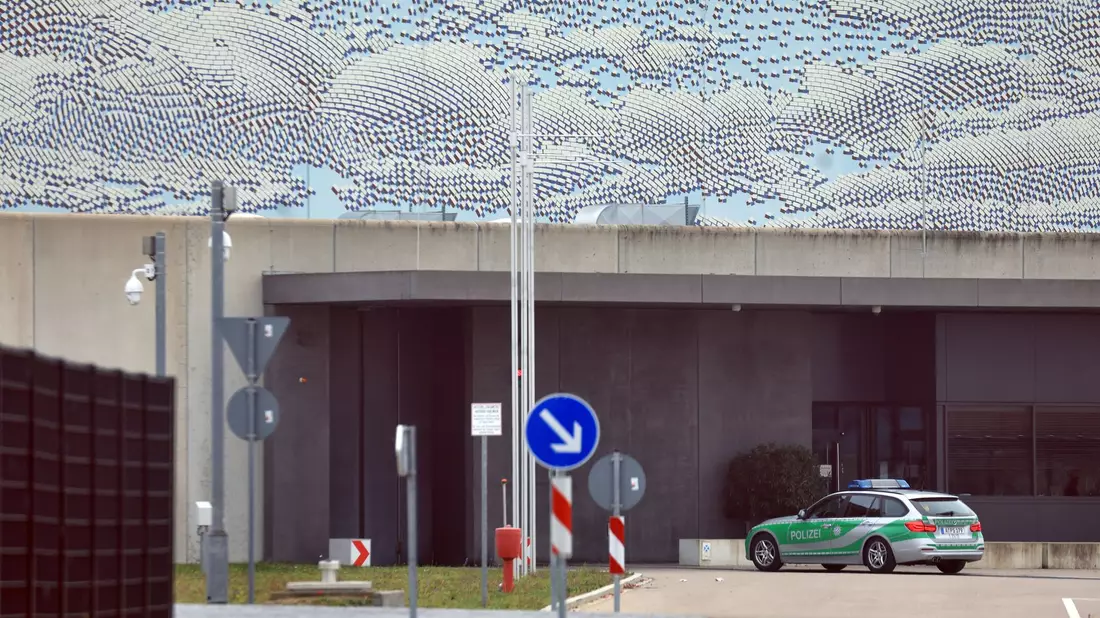 Unter den Beschuldigten ist auch die stellvertretende Leiterin. - Bild: Karl-Josef Hildenbrand/dpa