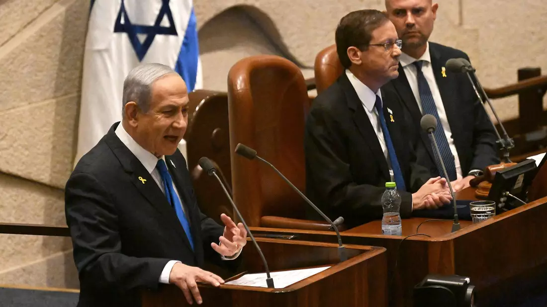Der israelische Ministerpräsident Benjamin Netanjahu im Parlament - Bild: Debbie Hill/UPI Pool via AP/dpa