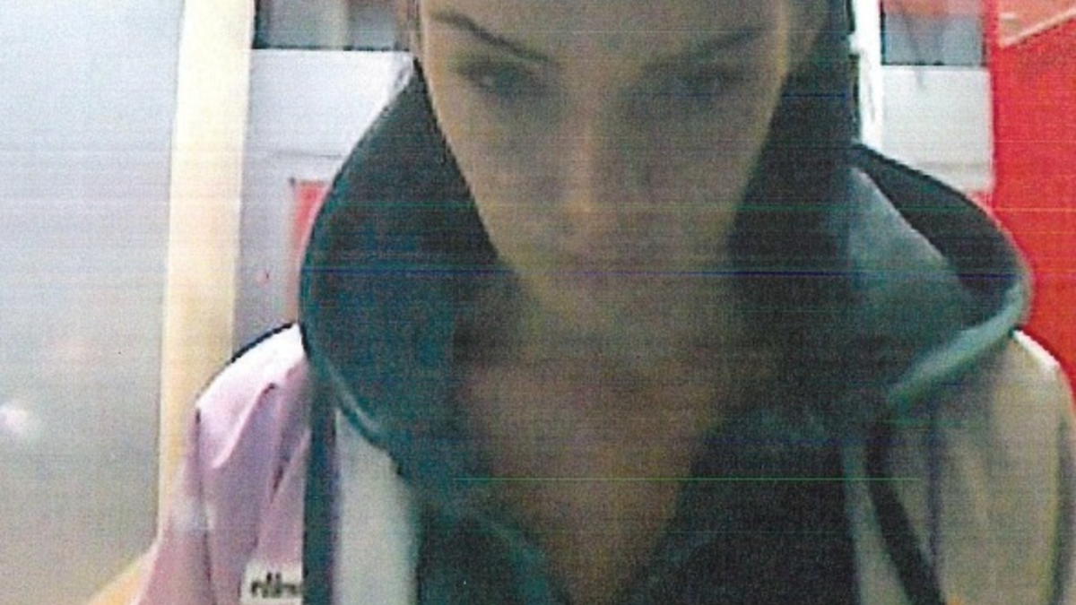 LPI-EF: Öffentlichkeitsfahndung nach Betrügerin - Foto: presseportal.de