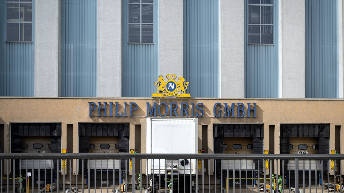 In der ersten Jahreshälfte 2025 soll die Produktion im Berliner Werk von Philip Morris eingestellt werden (Archivbild). - Foto: Soeren Stache/dpa
