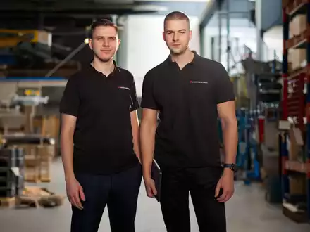 Luka Glavas und Lukas Weiner von der matchandmake GmbH: Wie digitale Sichtbarkeit den Wettbewerbsvorteil bei der Neukundengewinnung in der Industrie sichert - Foto: presseportal.de