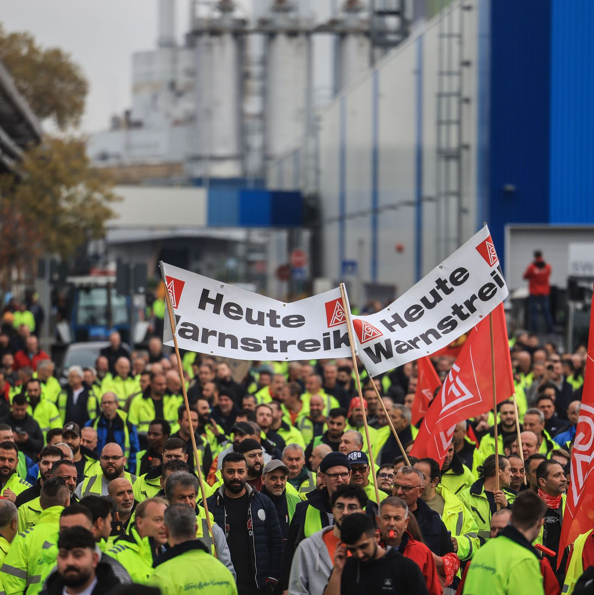 Sieben Prozent mehr Geld lautet die Forderung der IG Metall.  - Foto: Oliver Berg/dpa